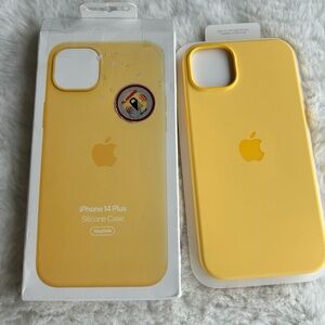 Apple iPhone 14 Plus Silicone Case - Bright Yellow